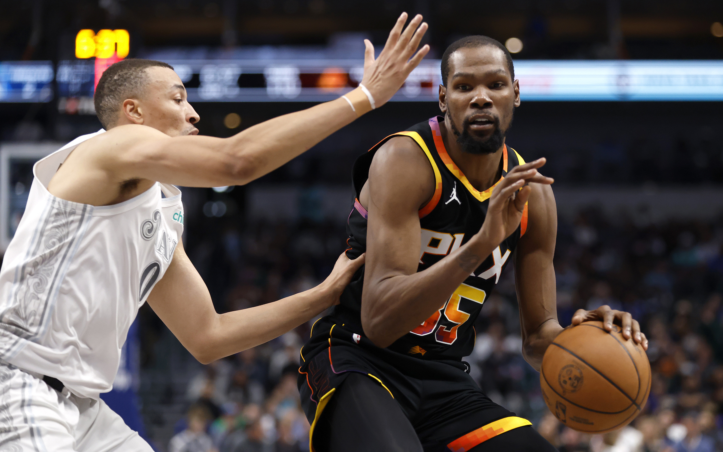 开云体育官网-包含菲尼克斯太阳发布备战花絮,加时末段防线松动,NBA总决赛任务艰巨,训练强度明显提升的词条